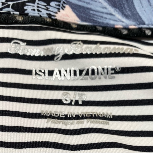 Sun protection &  pockets!!Perfect for pickleball, tennis, and being in the sun - Picture 5 of 9